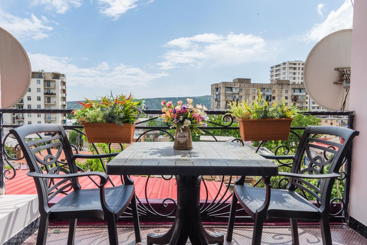 Hotel S.R Tbilisi Exterior photo