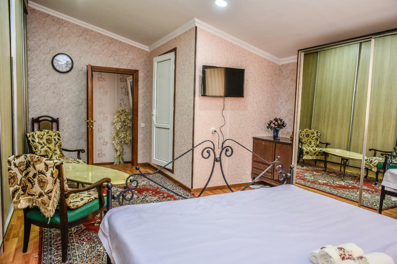 Hotel S.R Tbilisi Exterior photo