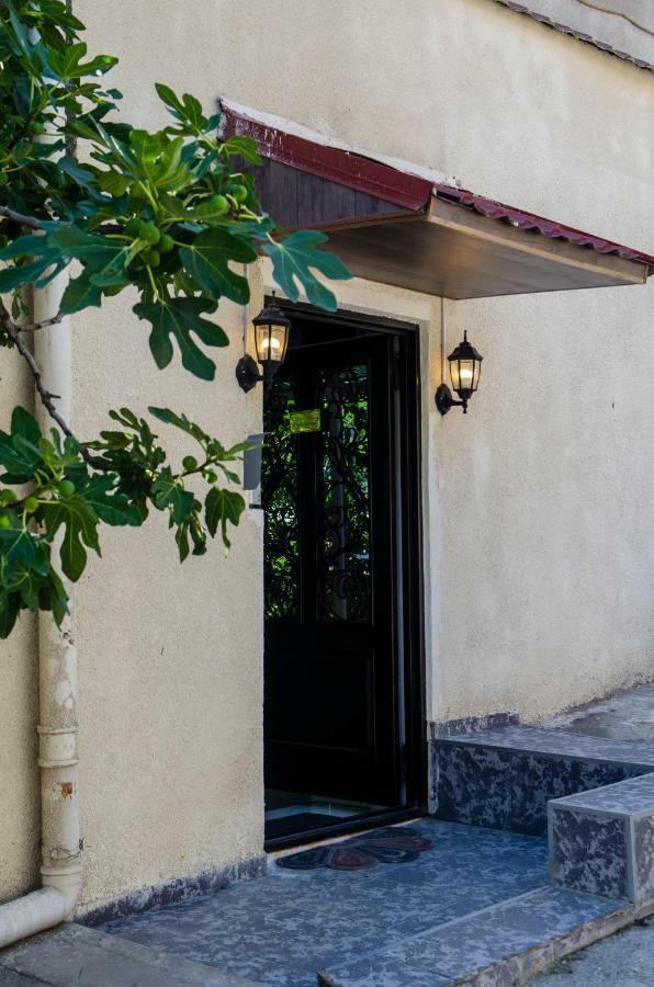 Hotel S.R Tbilisi Exterior photo