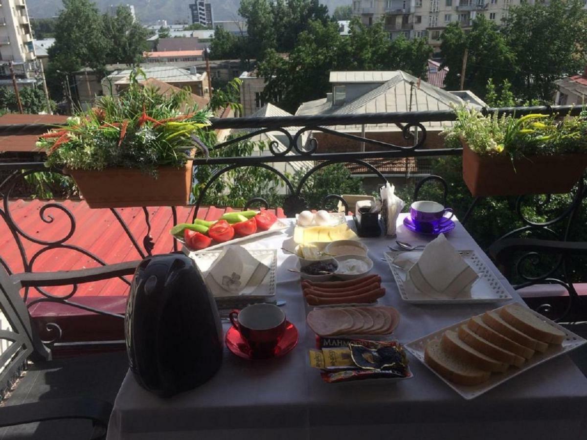 Hotel S.R Tbilisi Exterior photo